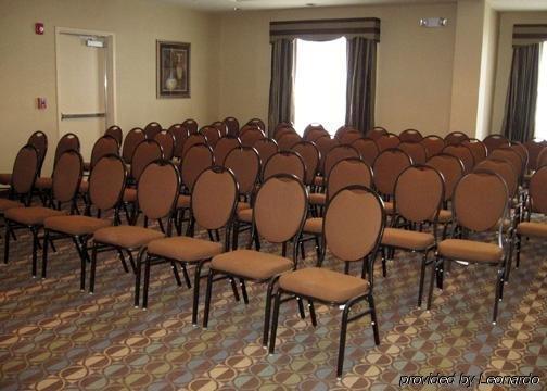 Hotel Days & By Wyndham Near Frost Bank Center 2*